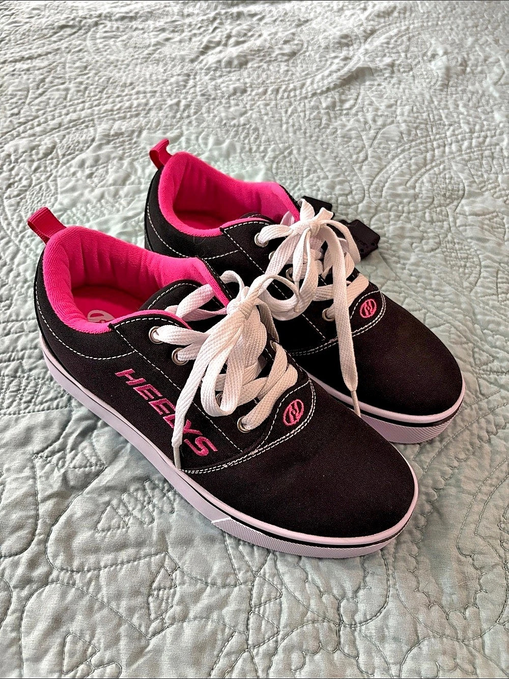 Heelys Pro 20 Prints Black Pink Sneakers US Women’s 7 / Youth 6 / UK 5 / EUR 38